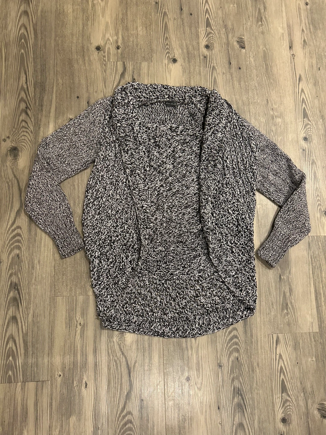 Eddie Bauer Black and White Sweater - photo 2