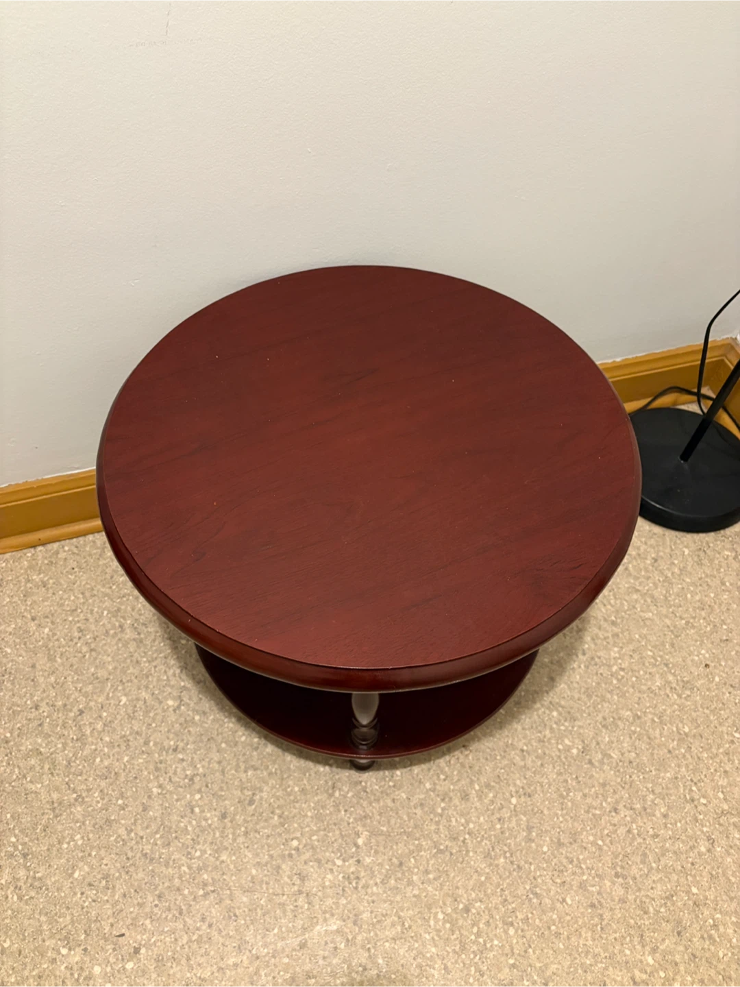 Round Coffee Table - photo 2