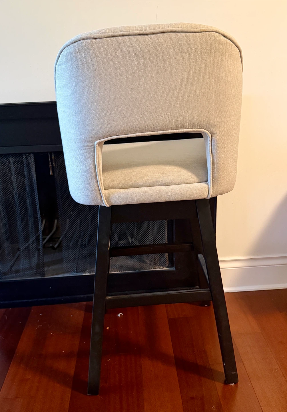 Ashley Tallenger Counter Height Bar Stool with Swivel Seat - photo 3