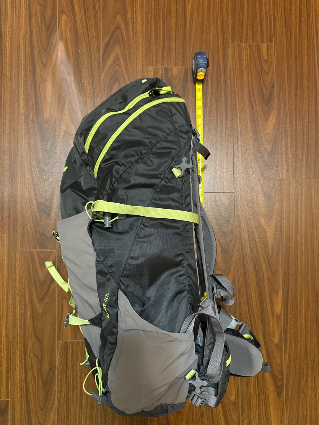MEC Spirit 40L hiking or backpacking pack - photo 3