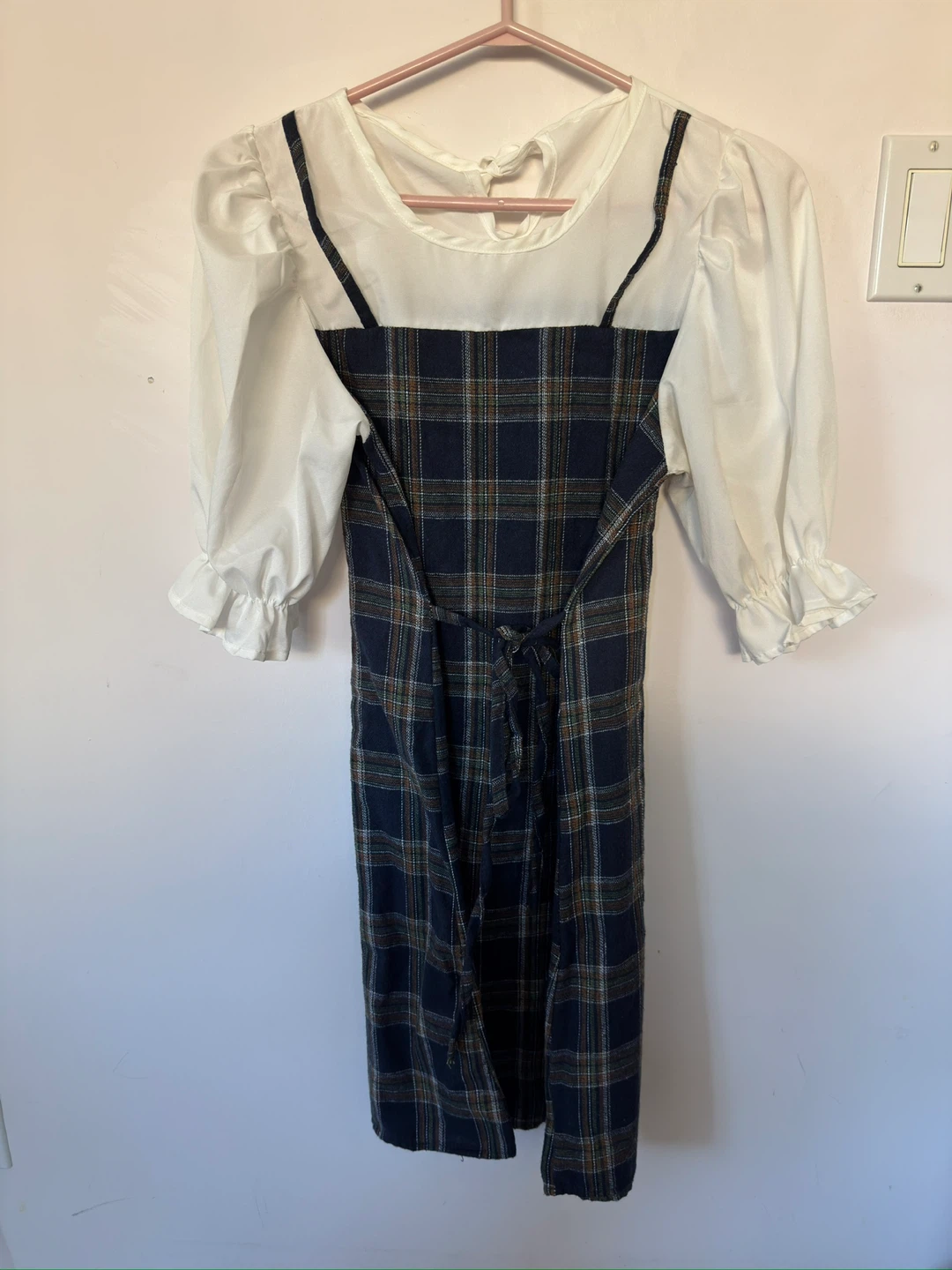Plaid Dress with White Sleeves - photo 3