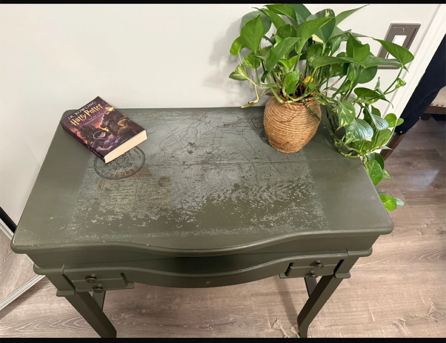 Vintage style study table - photo 2
