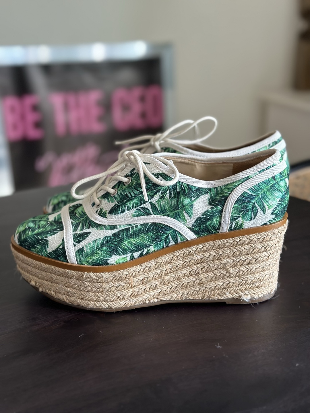 NEW Schutz Espadrille Wedge Sneakers Size 7.5 - photo 2