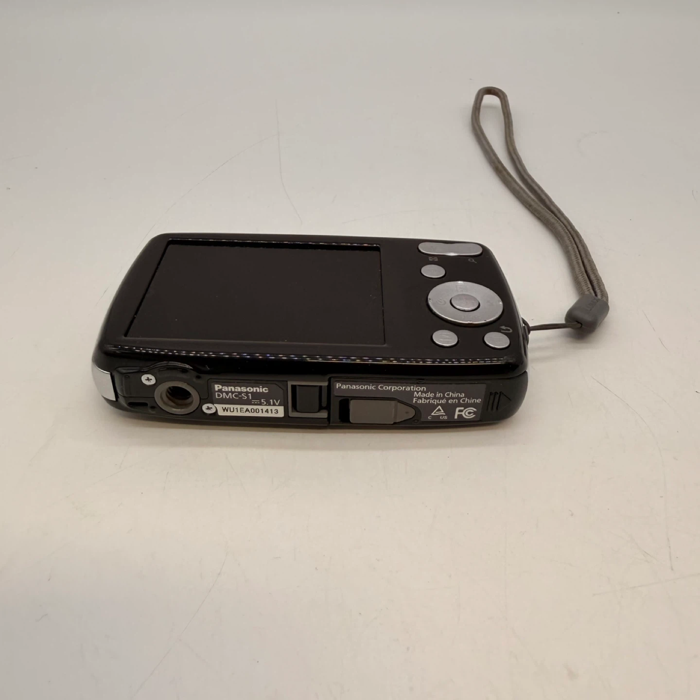 Panasonic Lumix DMC-S1 Digital Camera with Case - photo 4