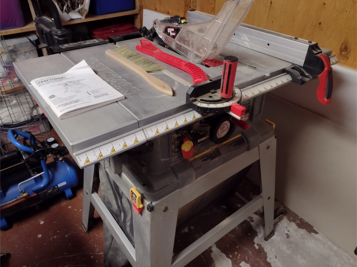 Craftsman 10-in. Table Saw with Leg Set