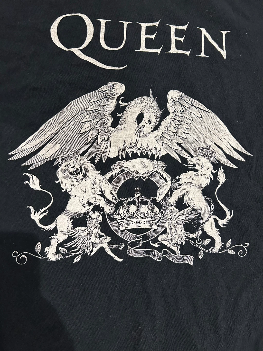 Large Black Queen Band T-shirt - photo 3