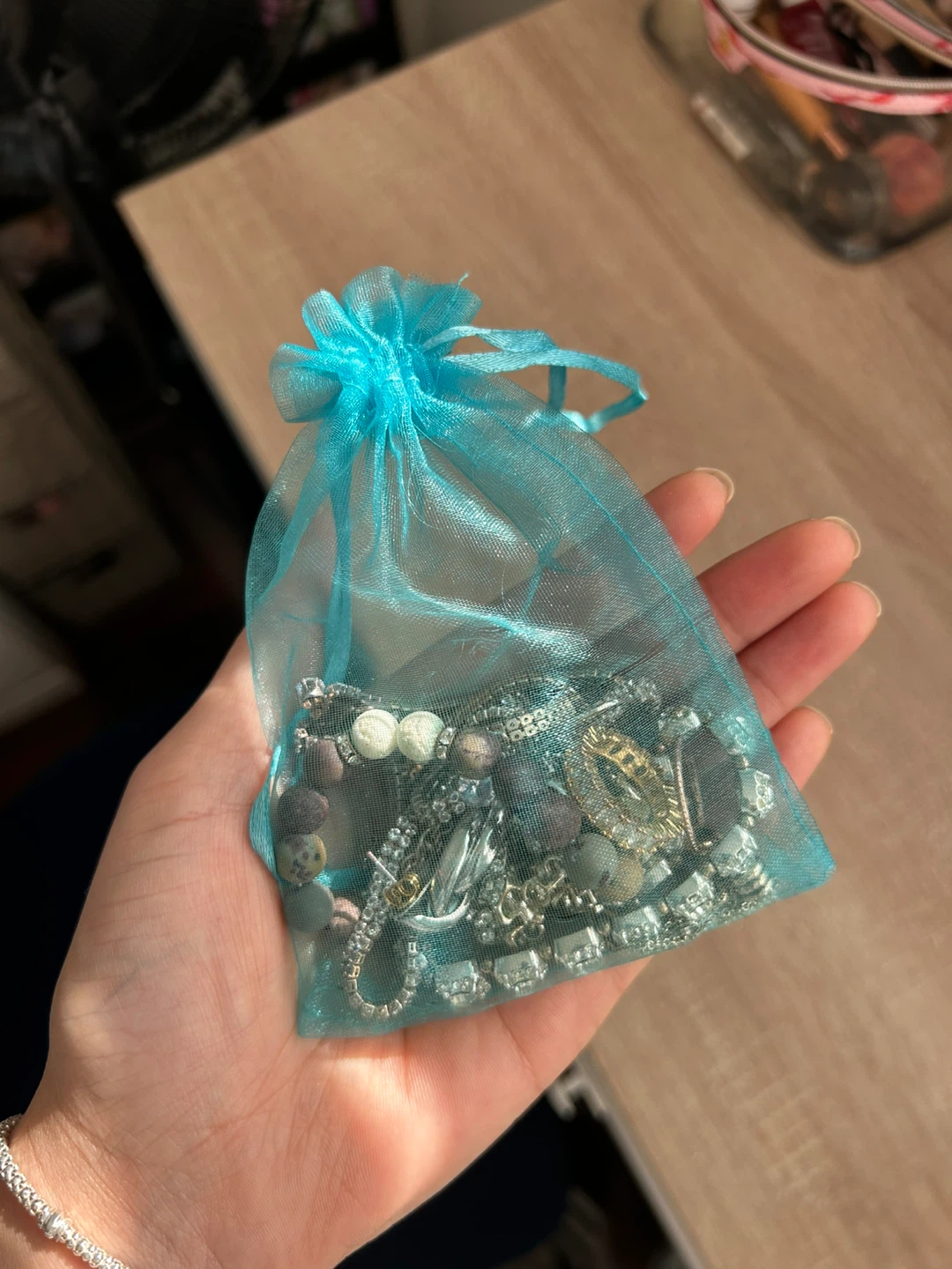 Assorted Women's Jewellery Bundle - photo 4