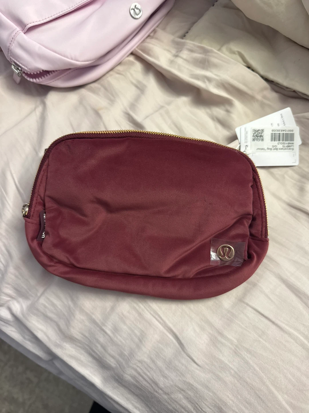 Lululemon Everywhere Belt Bag Red