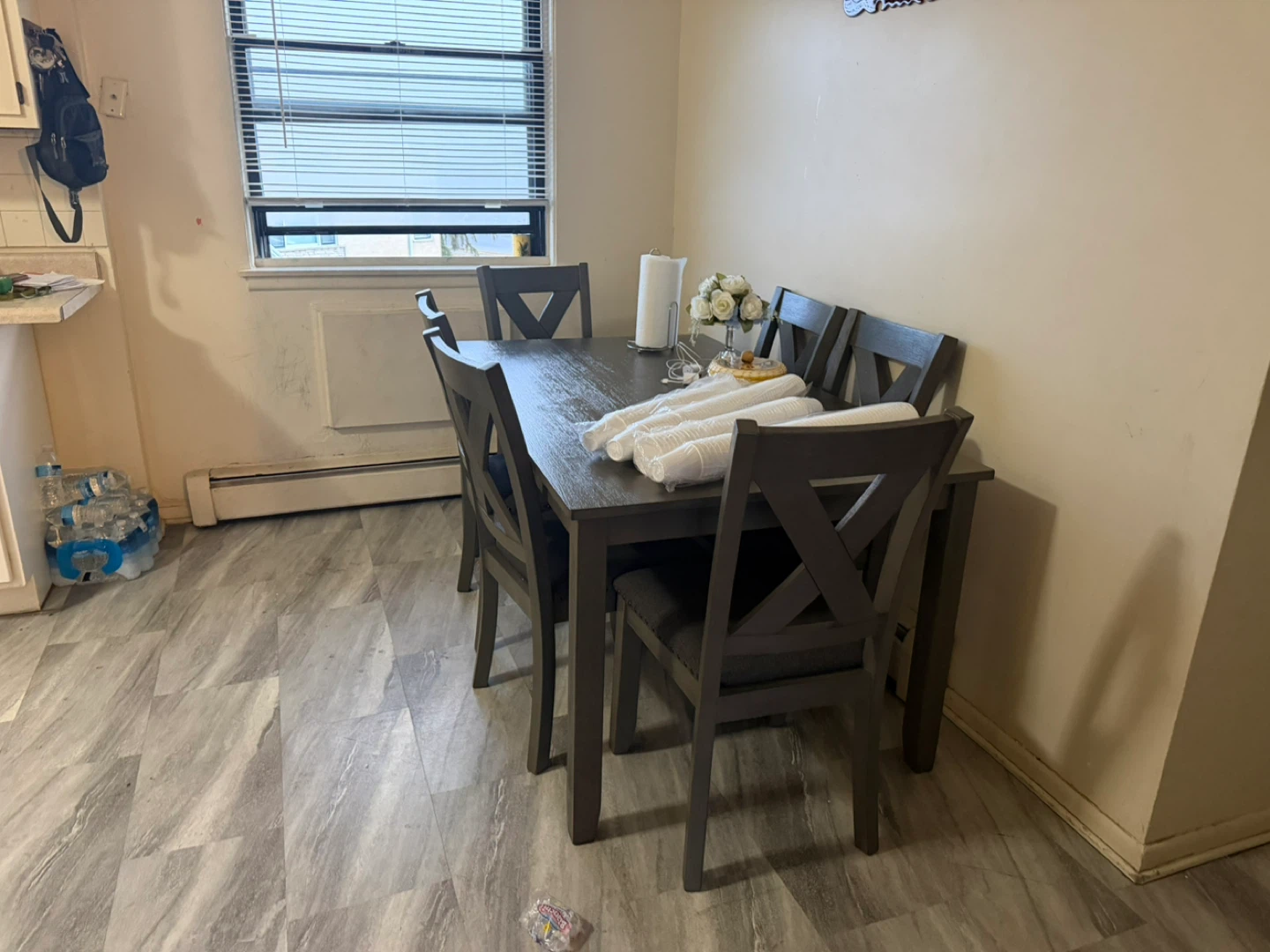 Comedor con 6 sillas de quality
