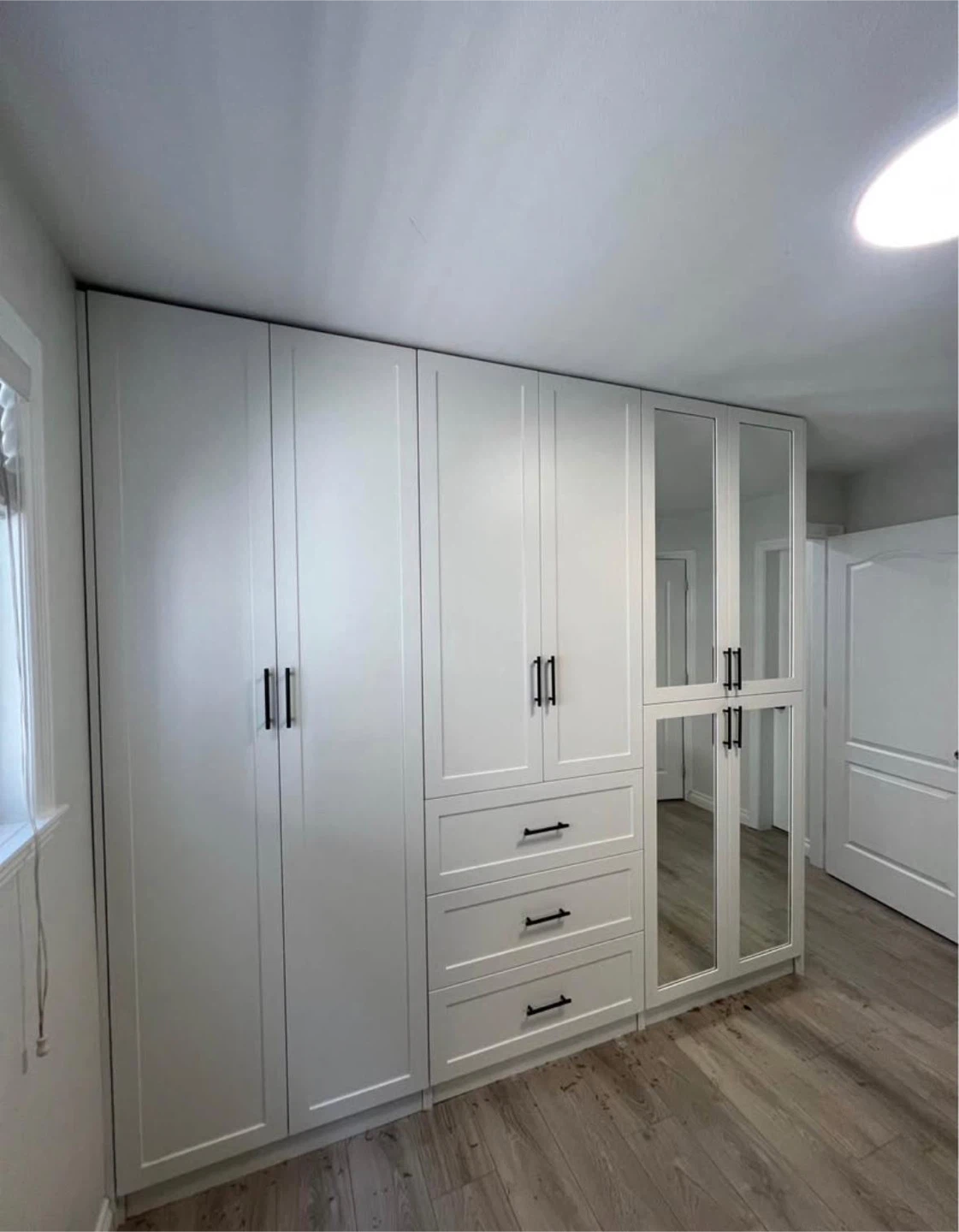 White Wardrobe with Mirror Doors and Drawers - photo 3