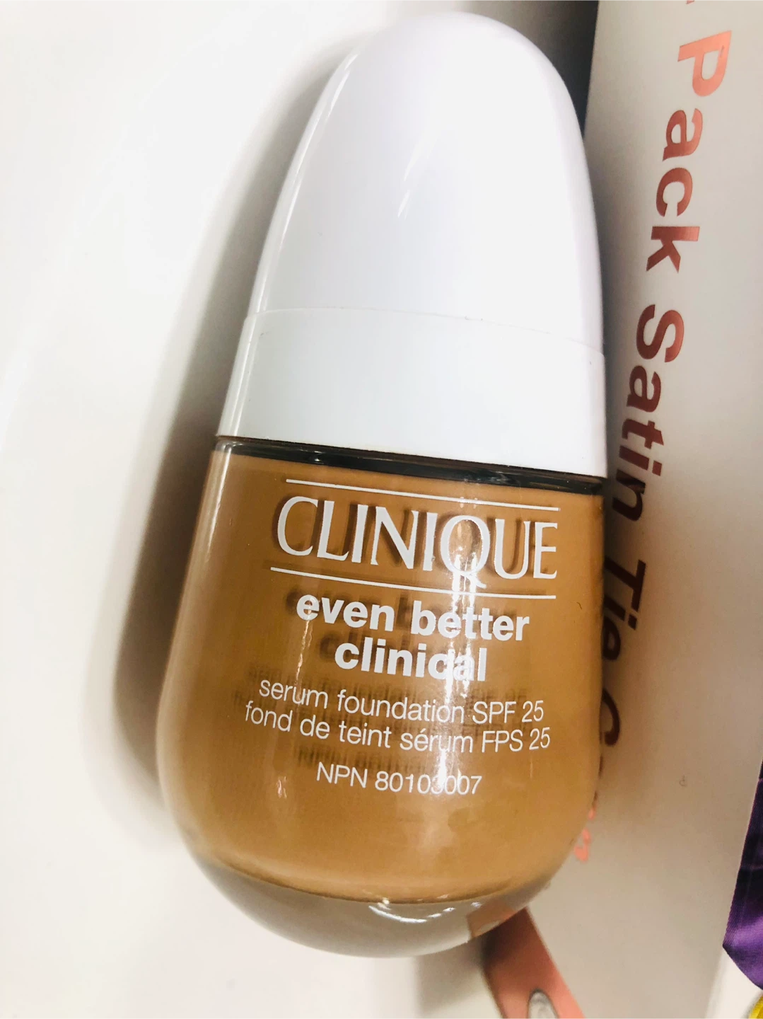 🧡 Clinique Foundation & 2 New Satin Caps - photo 2