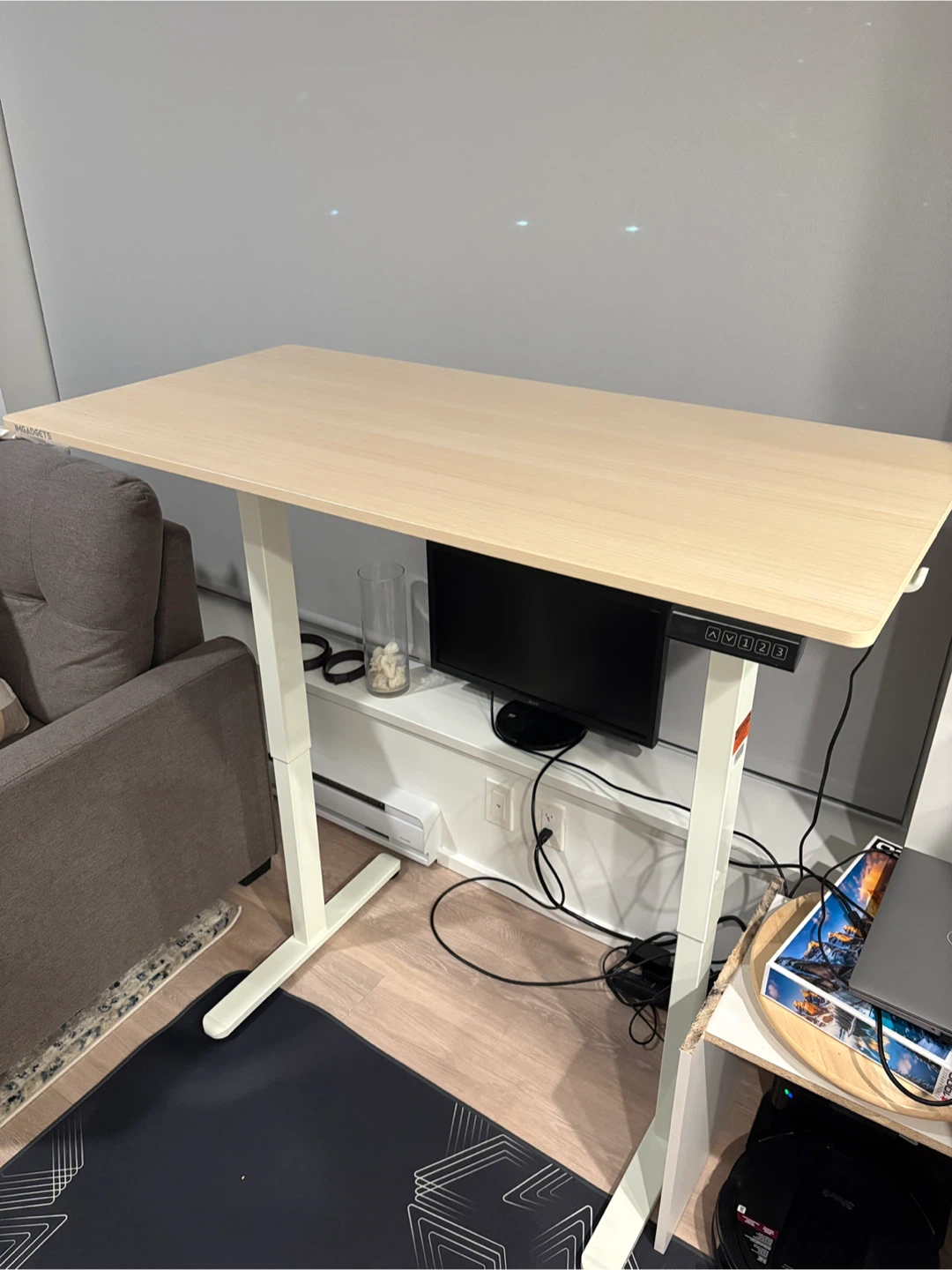 Standing desk - photo 2
