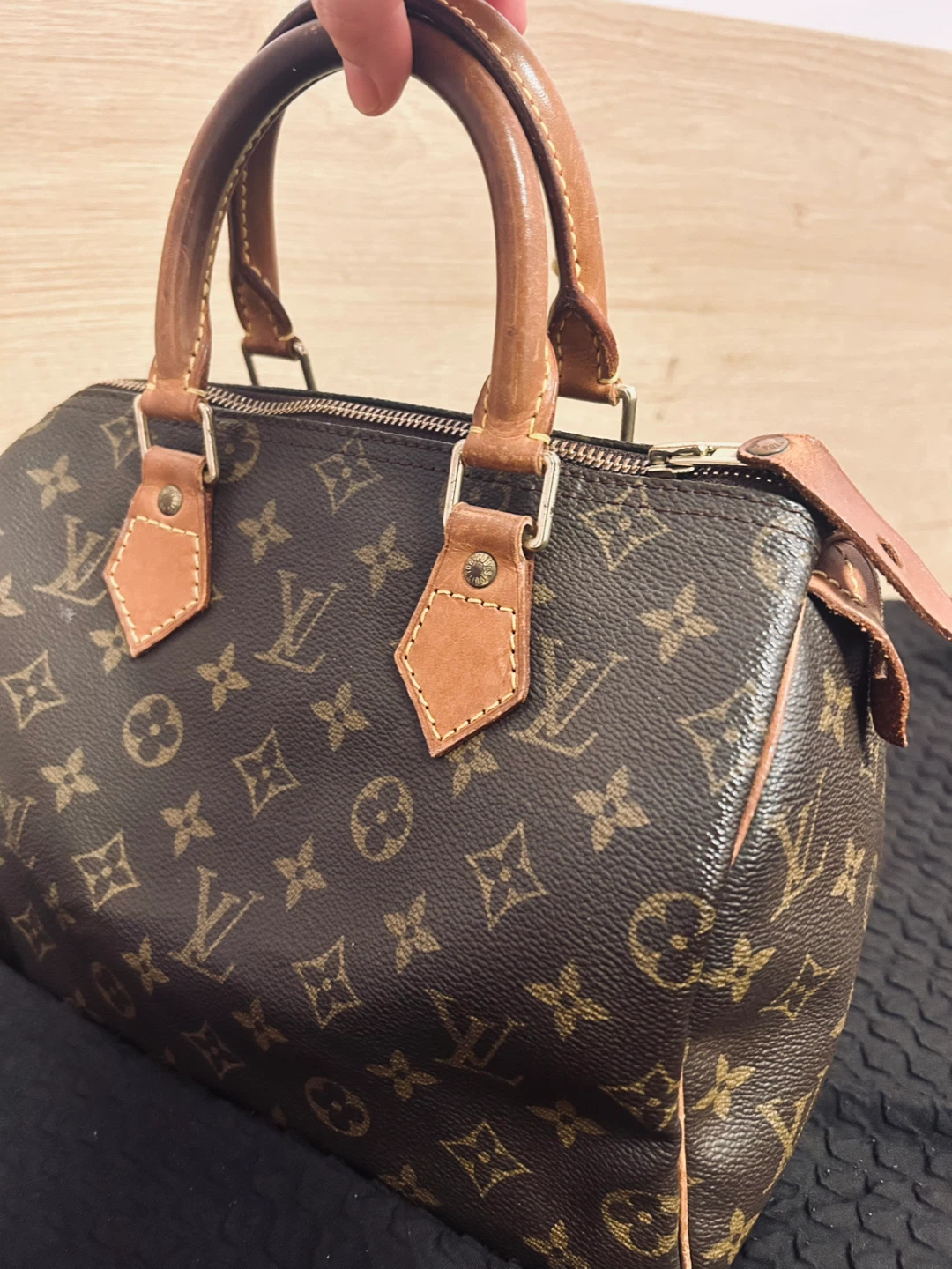 Louis vuitton bag