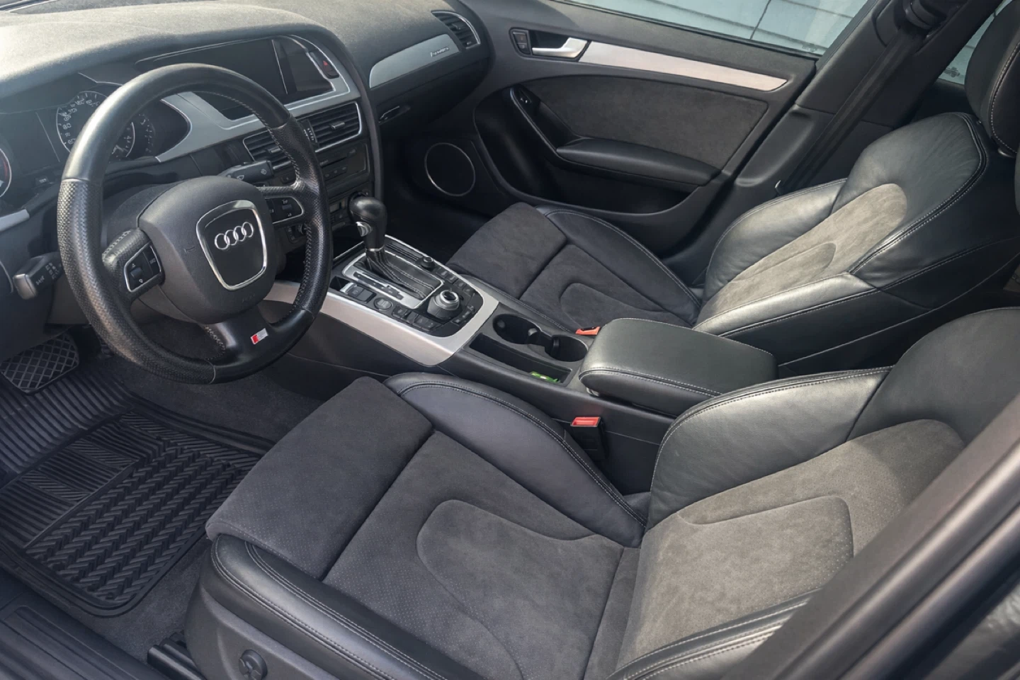 Black Audi A4 3.2 Quattro Sedan - photo 5