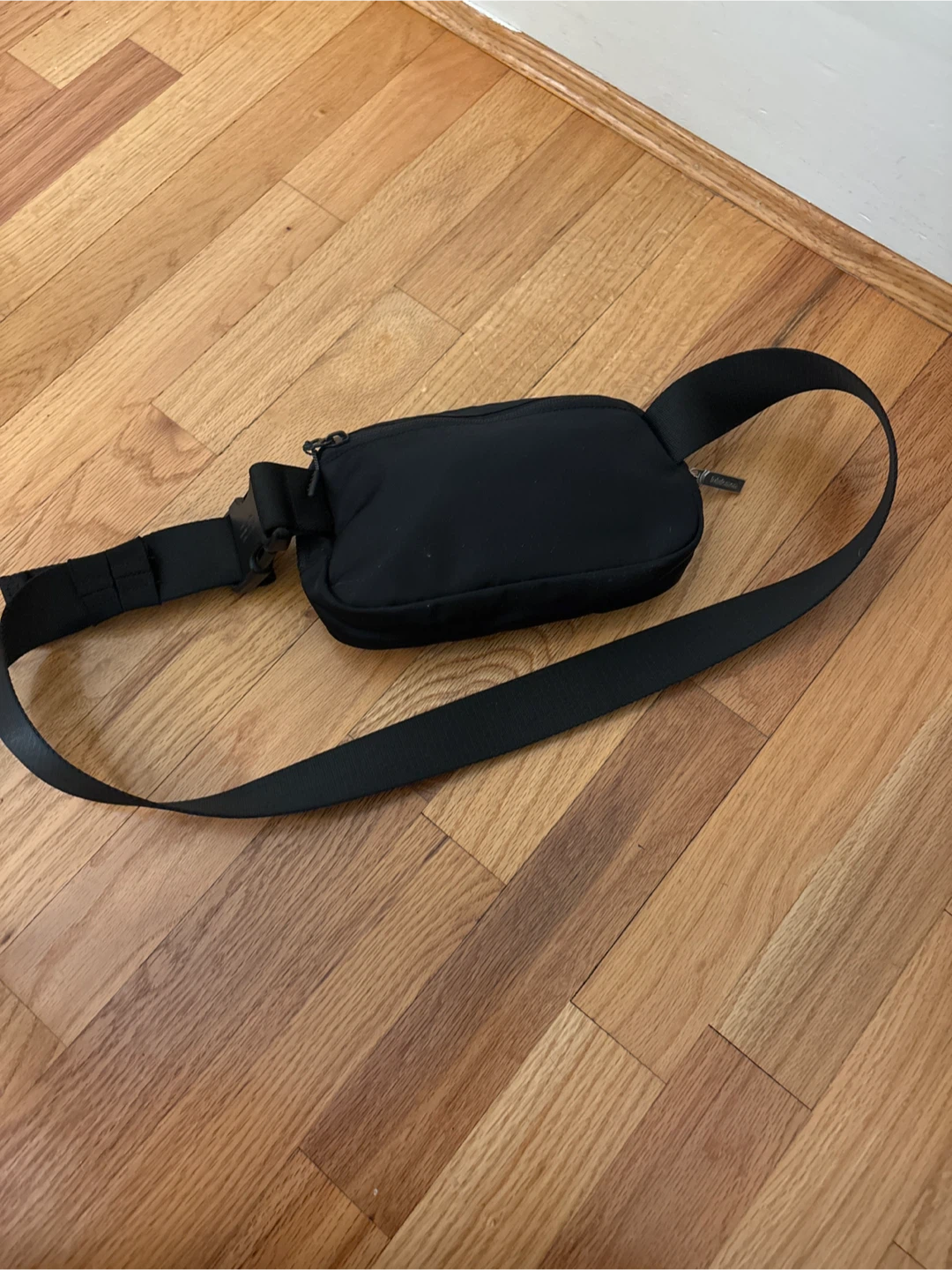 Lululemon Belt Bag - photo 3