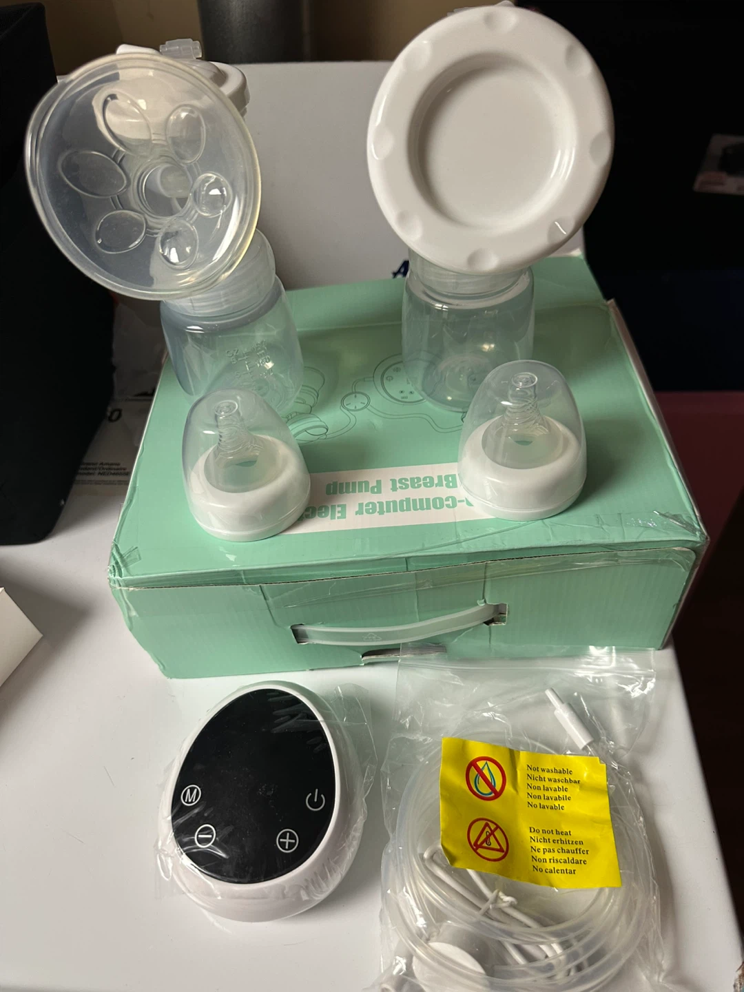 electric breast pump - photo 2