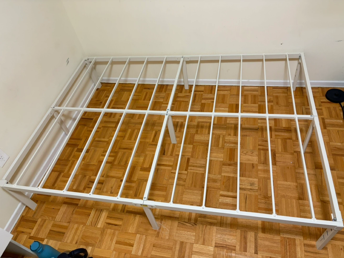 Bed frames full size - photo 2