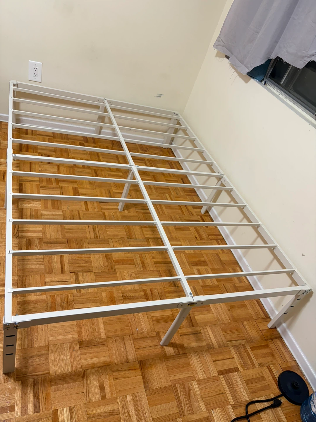 Bed frames full size - photo 3