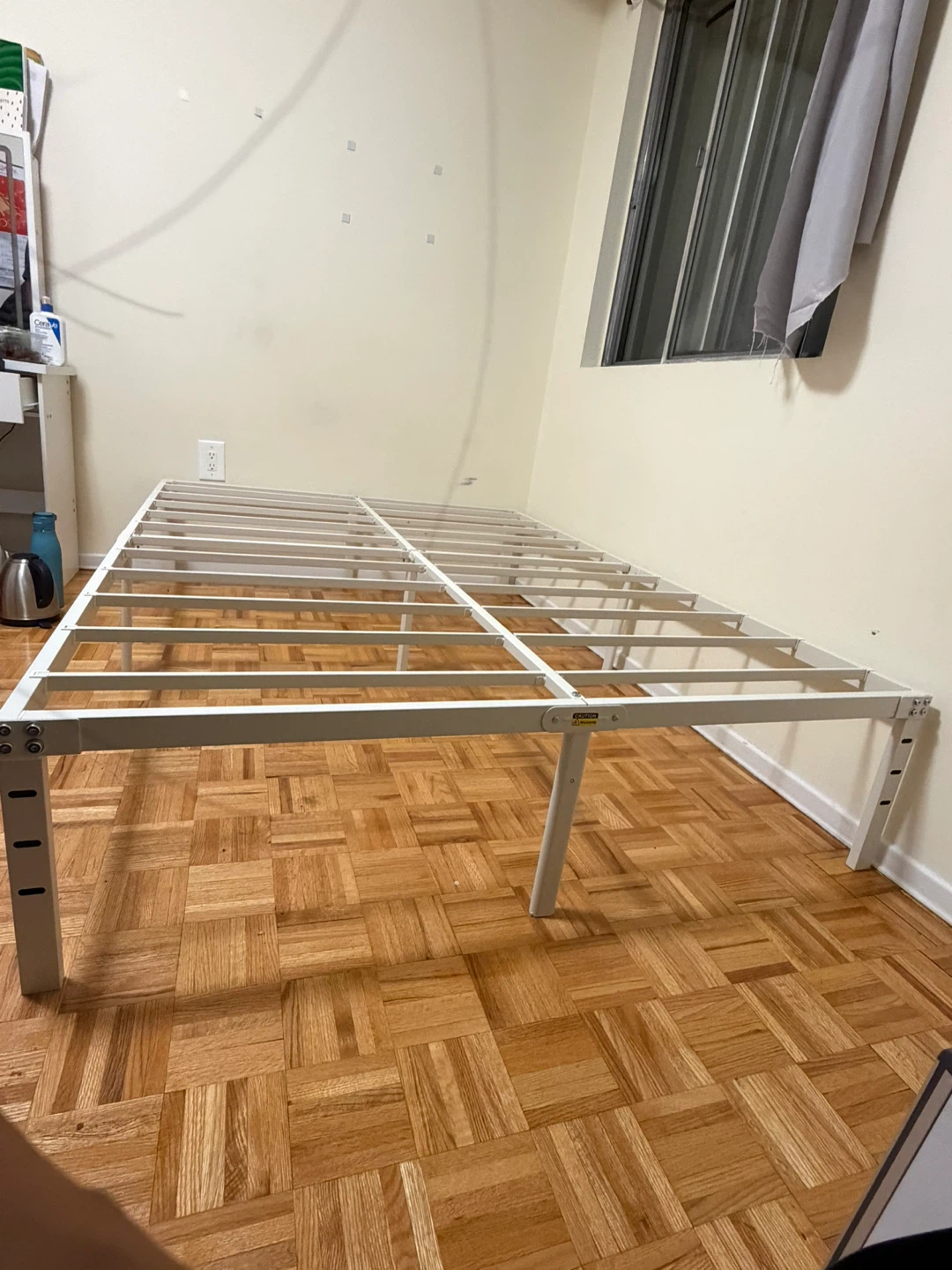 Bed frames full size
