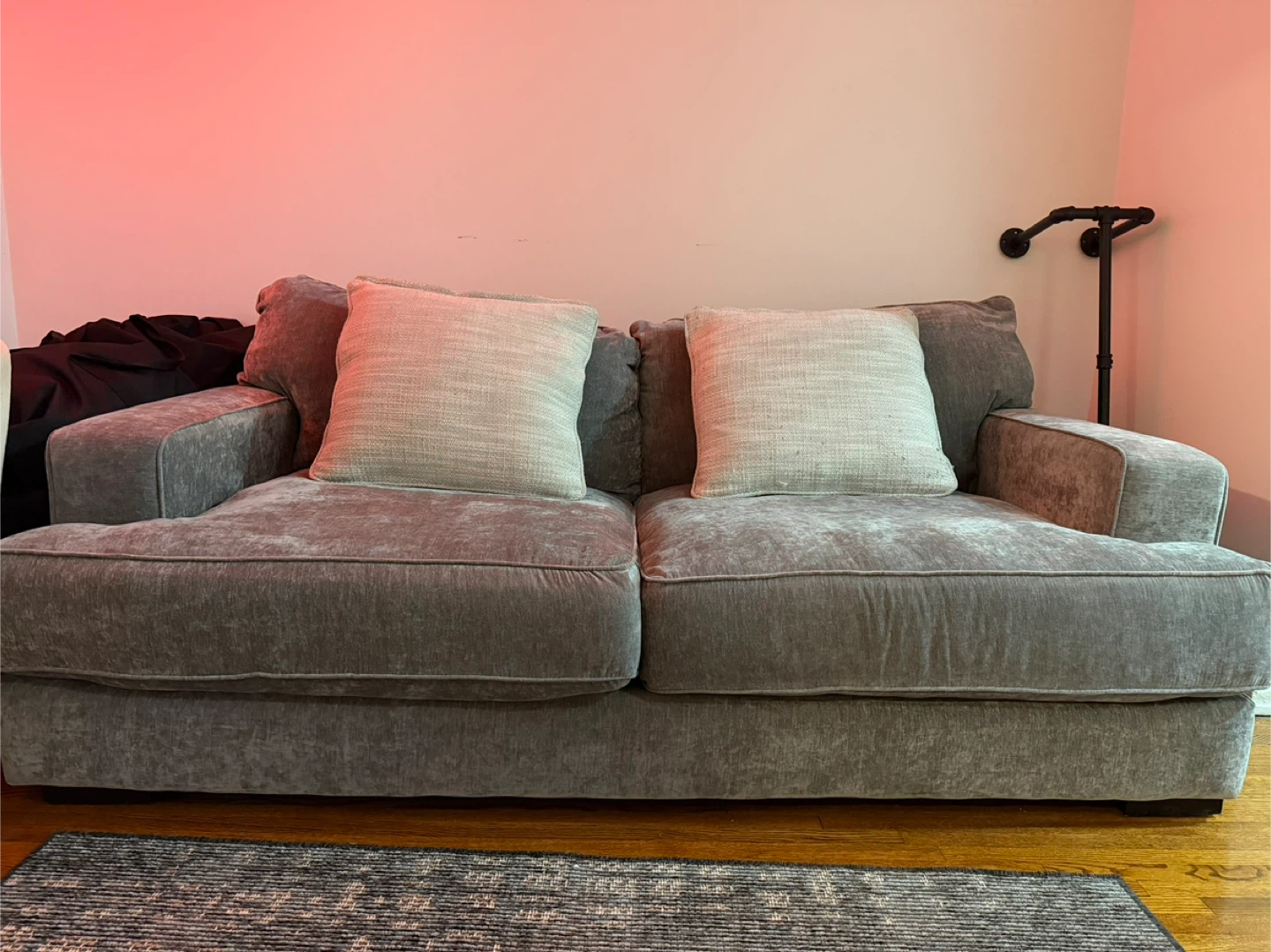Modern Gray 3-Seat Sofa – Excellent Conditio