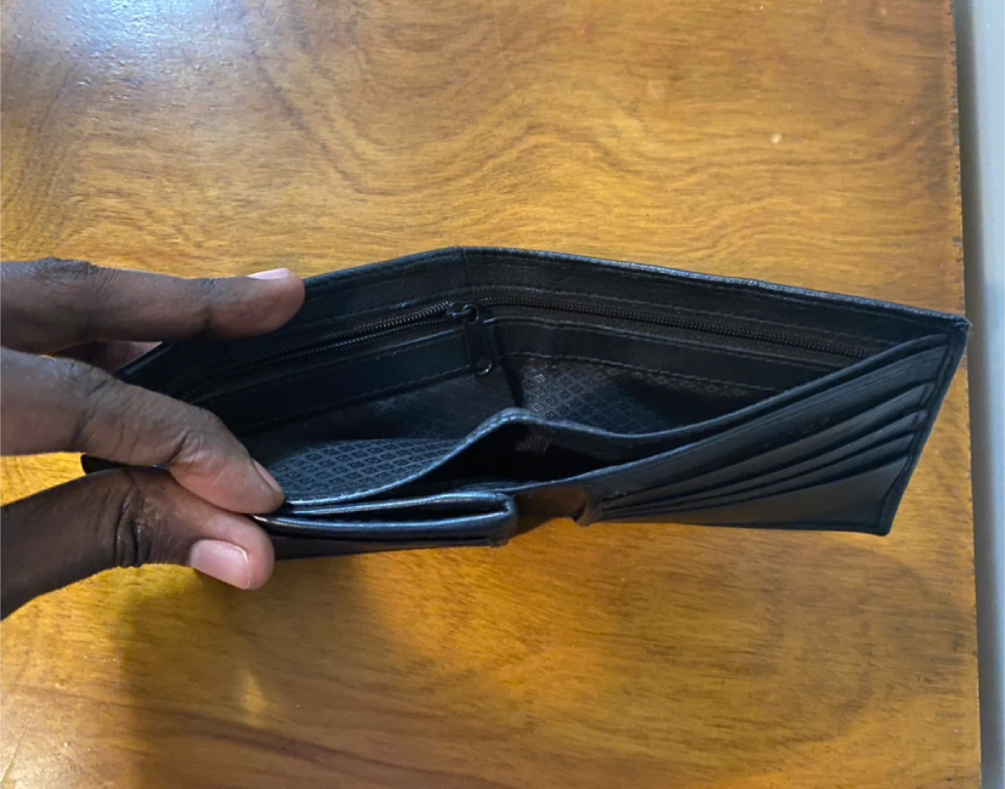 Bifold Wallet – Black – Good Condition - photo 4