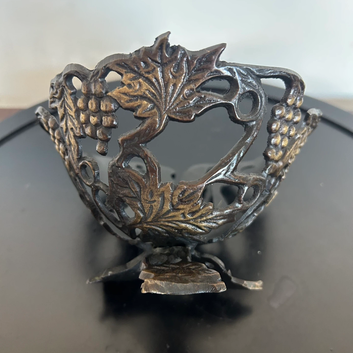 Vintage Bronze-Style Small Harvest Grape Bowl