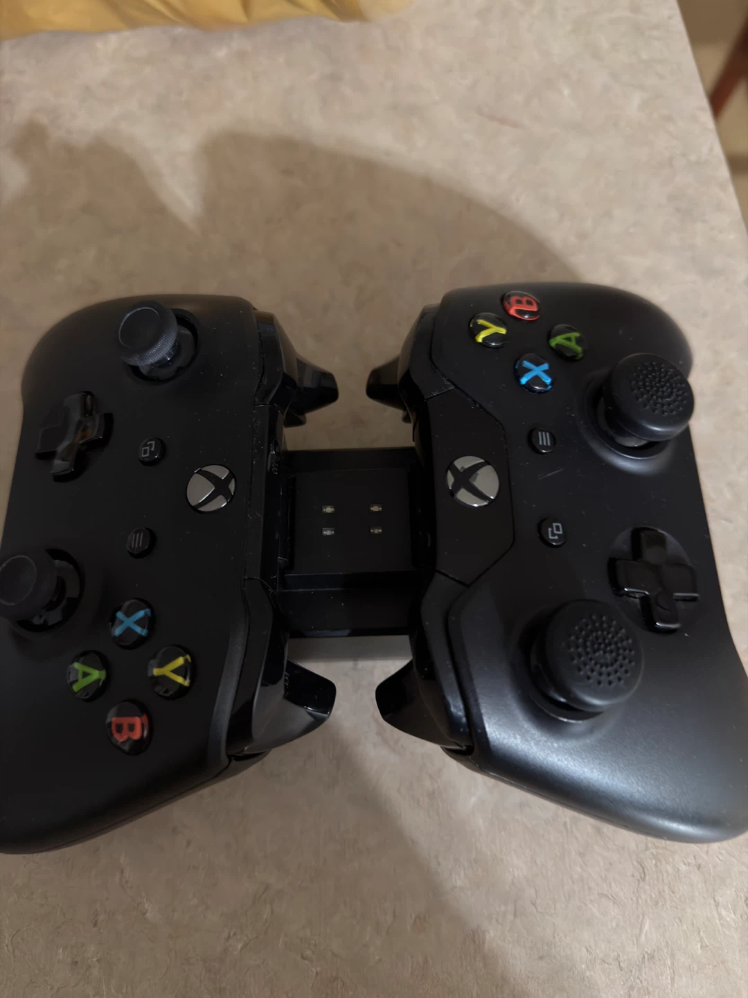 Xbox with 3 controllers - photo 4