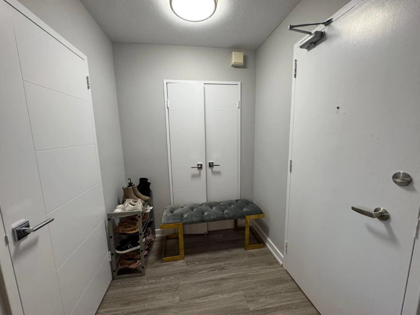 Room for Rent – Fully Furnished - photo 3