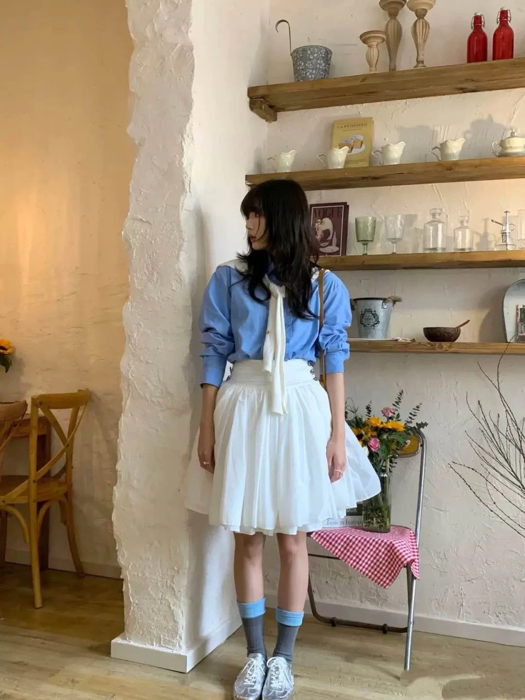 New KPOP style white puffy skirt size M
