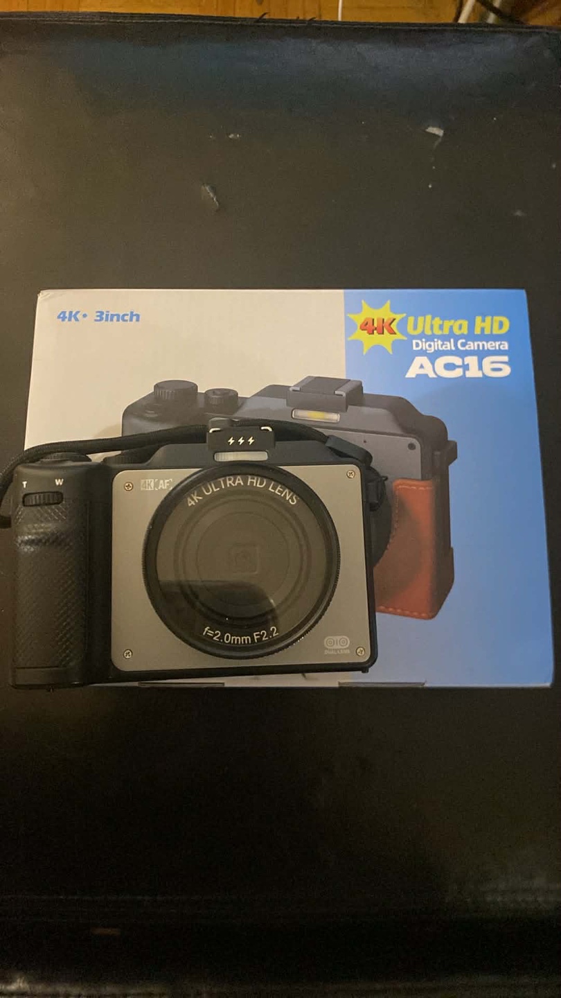 4K Ultra HD Digital Camera AC16 with 3-inch screen