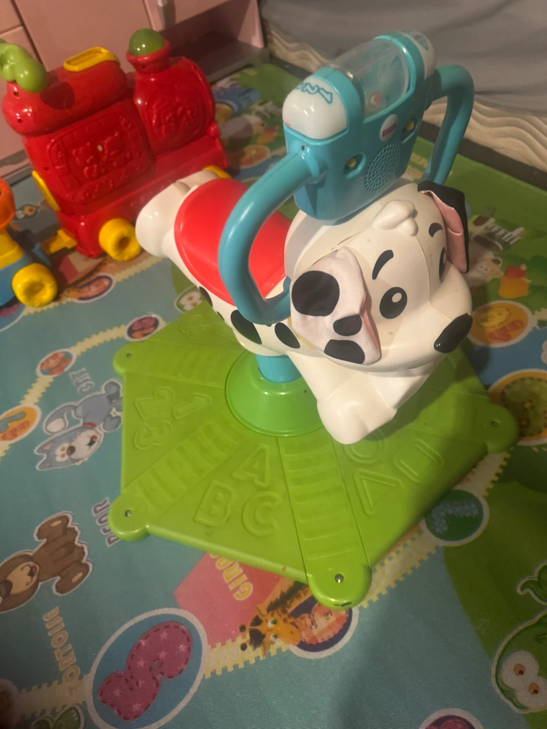 Fisher-Price Musical Puppy Jumperoo