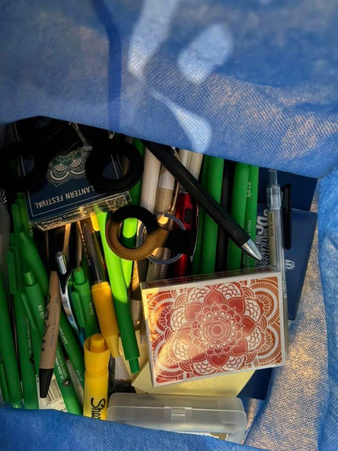 Random Stationery 📙