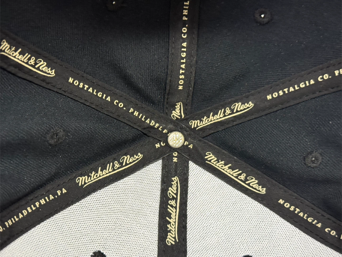 Toronto Maple Leafs Mitchell & Ness Cap - photo 5