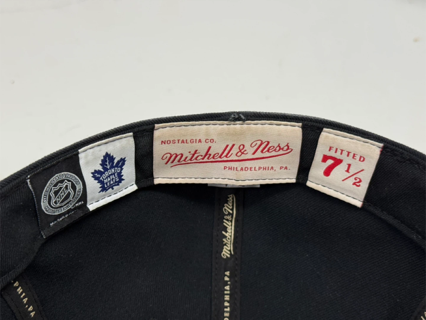 Toronto Maple Leafs Mitchell & Ness Cap - photo 4