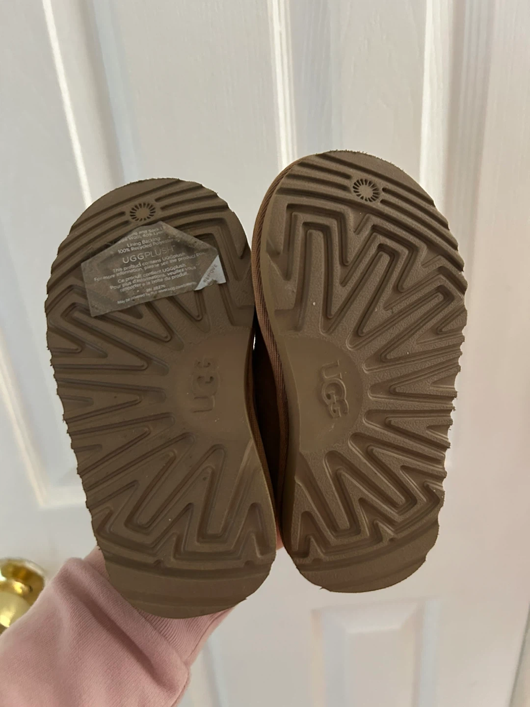 UGG Australia Brown Suede Slippers toddler size 8 - photo 3