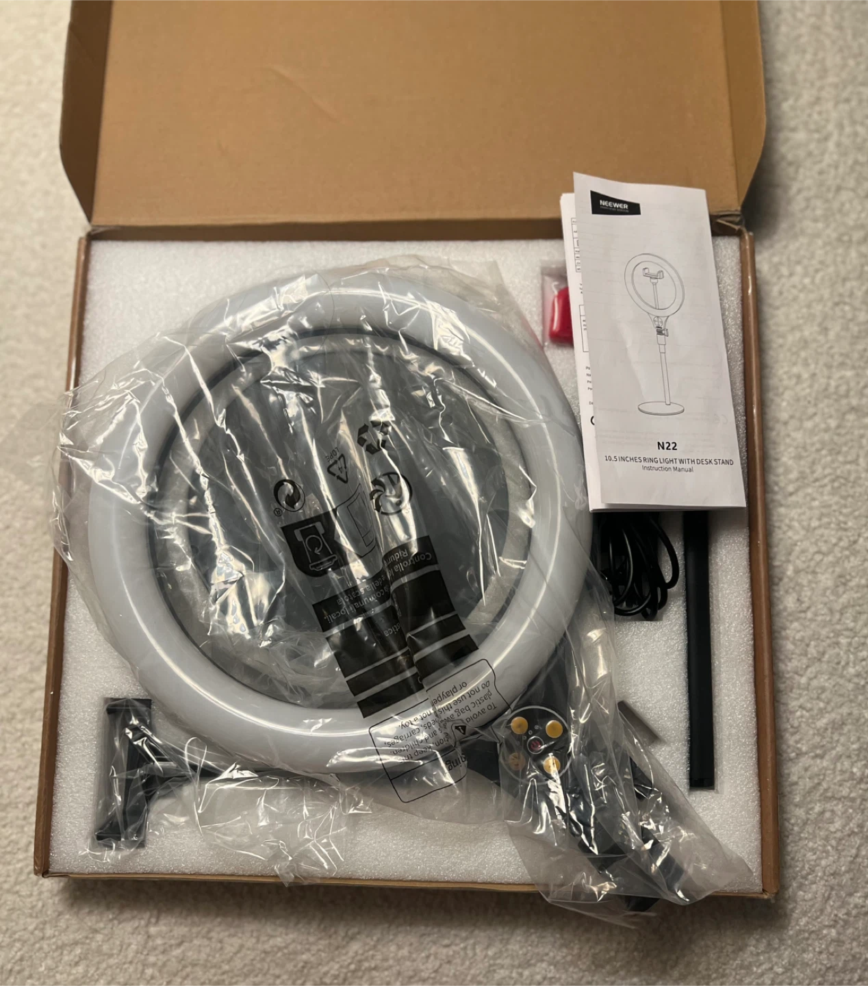 Neewer N22 Ring Light with Desk Stand