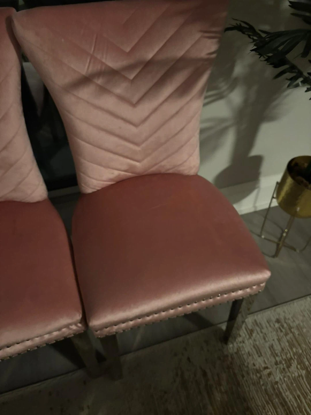 Set of 2 Pink Velvet Accent Chairs - photo 2