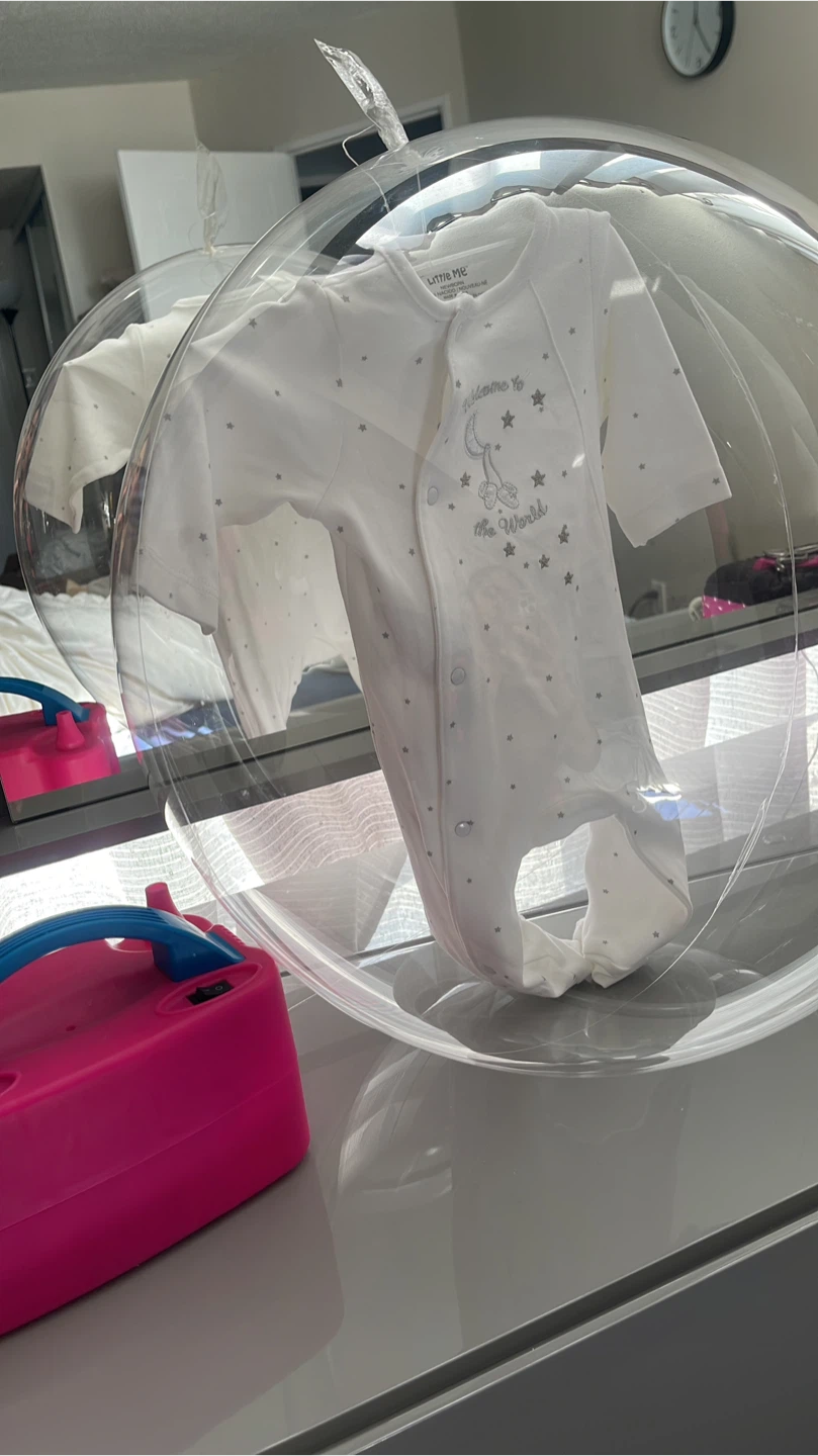 White Baby Onesie "Welcome to the World"