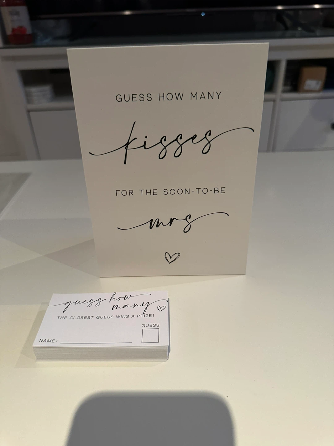 Guess how many kisses