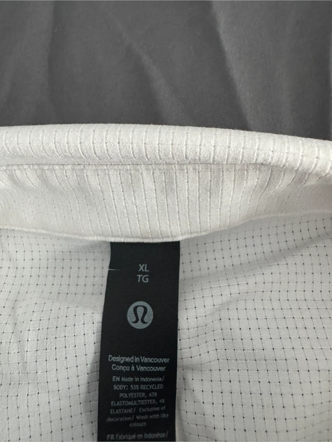 Lululemon Mens XL White Short Sleeve Button Up Shirt - photo 3