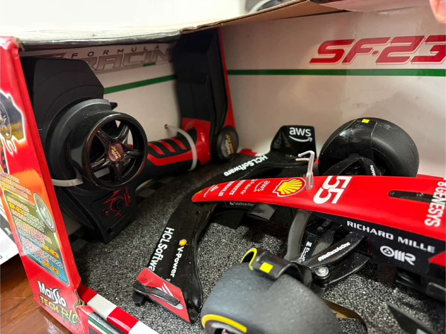 Maisto Tech Ferrari SF23 RC Racing Car - photo 2