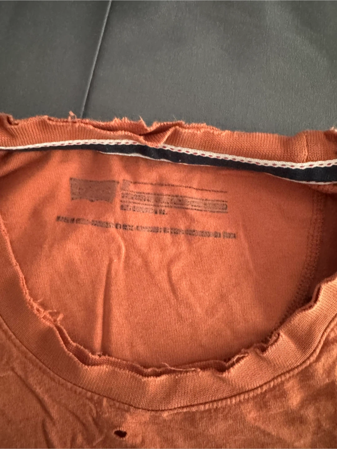 Vintage Levi’s Strauss California Graphic T-Shirt - photo 5