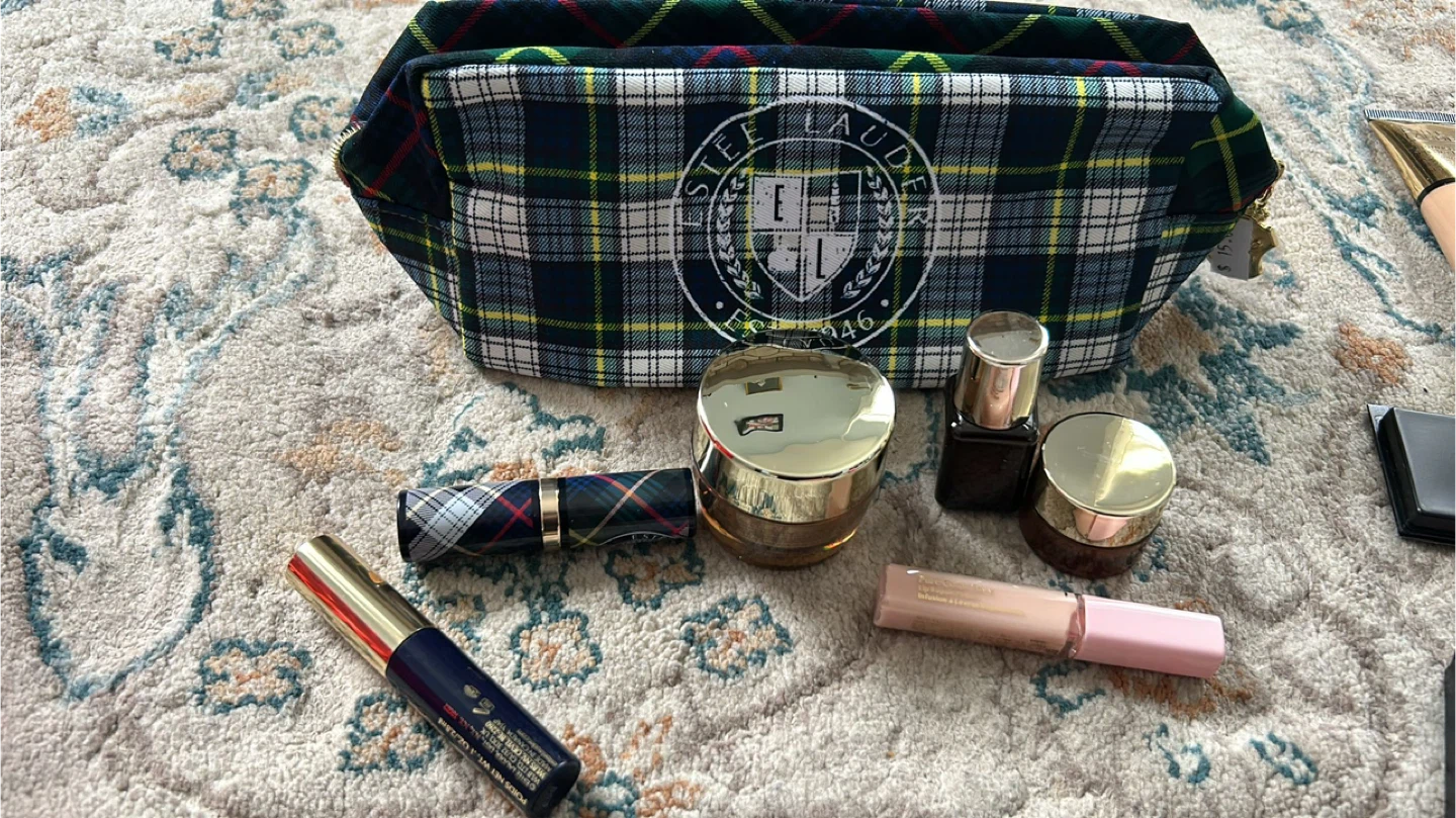 Estée Lauder Cosmetic Bag & Skincare Set (Brand New) 🧡 - photo 2