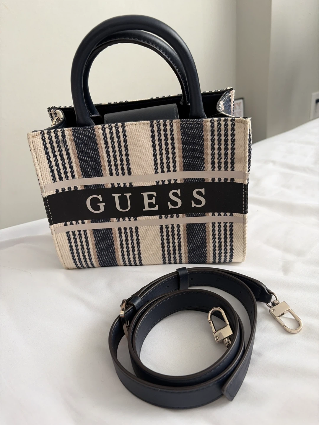 Guess Tote Bag