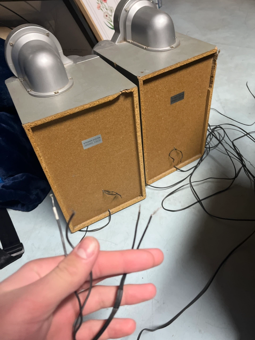 Venturer Bookshelf Speakers - photo 2