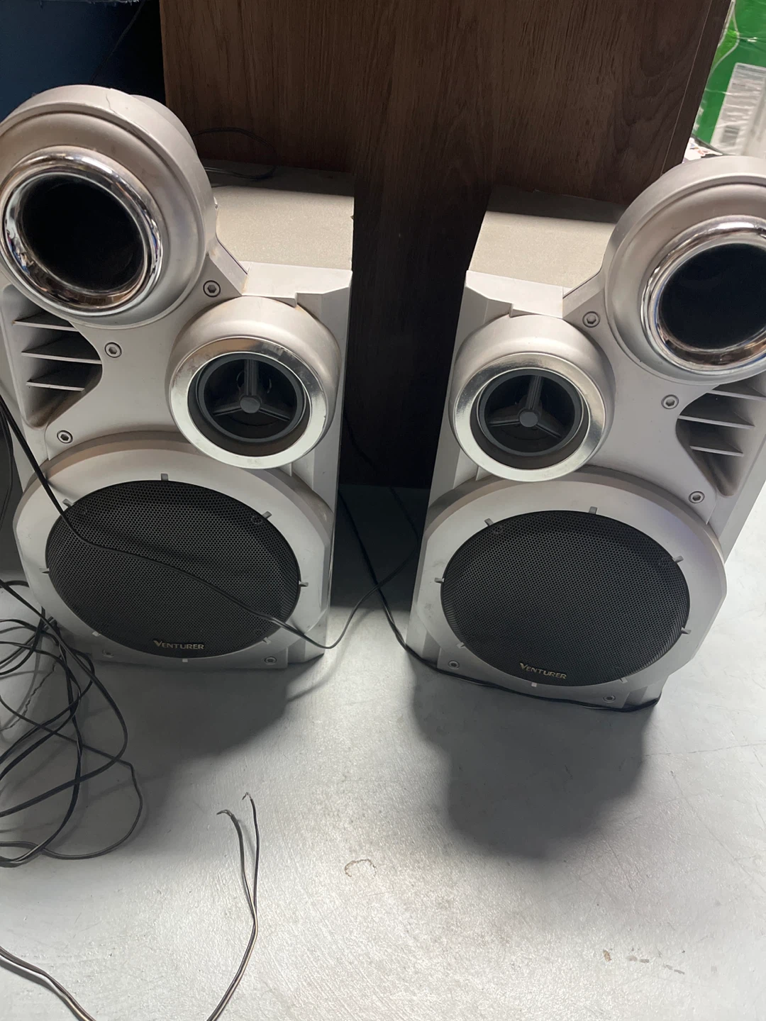 Venturer Bookshelf Speakers