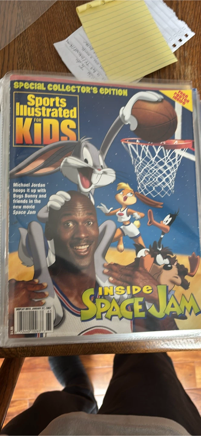32 Sports Illustrated for Kids magazines