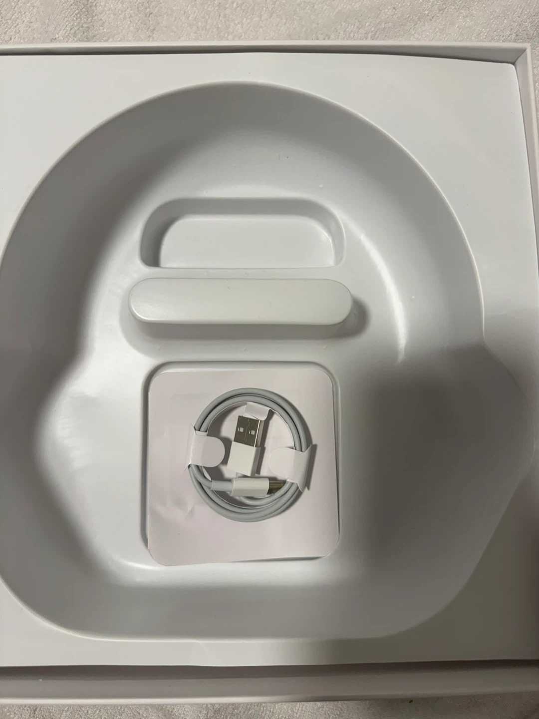 Apple AirPods Max Wireless Over-Ear Headphones - Space Grey - photo 3