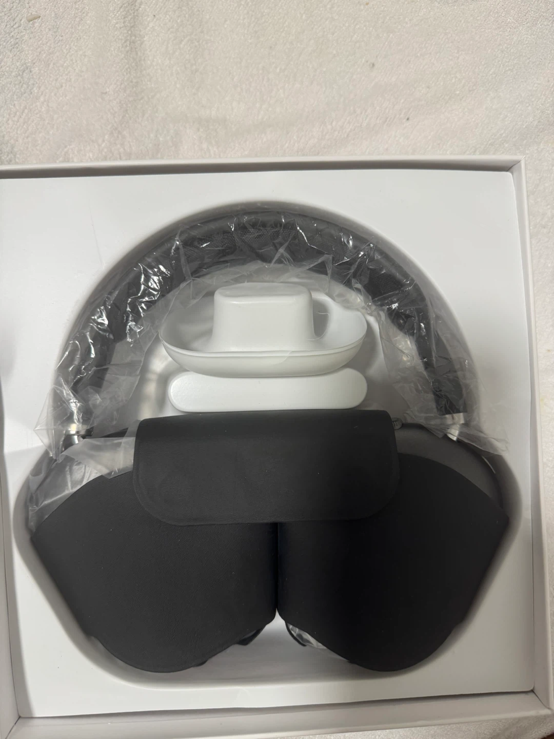 Apple AirPods Max Wireless Over-Ear Headphones - Space Grey - photo 2