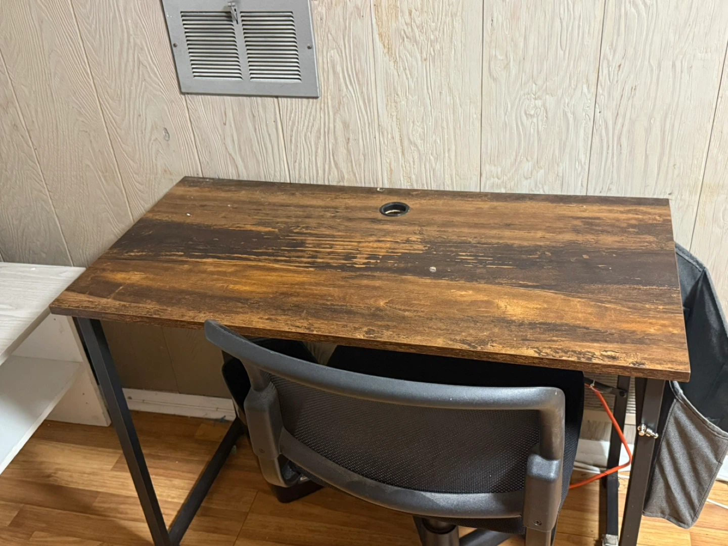 Wooden top desk with side organizer with a office chair - photo 3